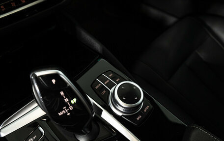 BMW 5 серия, 2020 год, 2 999 700 рублей, 18 фотография