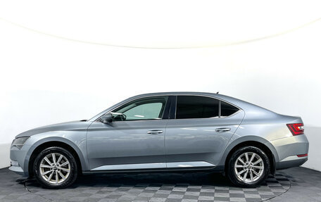 Skoda Superb III рестайлинг, 2018 год, 1 947 000 рублей, 8 фотография