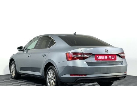 Skoda Superb III рестайлинг, 2018 год, 1 947 000 рублей, 7 фотография