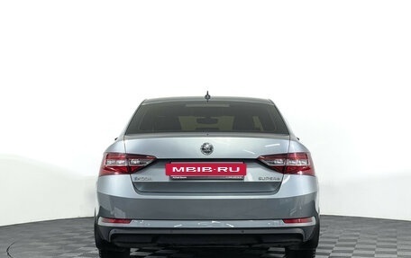 Skoda Superb III рестайлинг, 2018 год, 1 947 000 рублей, 6 фотография
