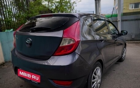 Hyundai Solaris II рестайлинг, 2013 год, 700 000 рублей, 11 фотография