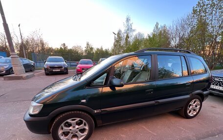 Opel Zafira A рестайлинг, 2004 год, 500 000 рублей, 1 фотография