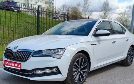 Skoda Superb III рестайлинг, 2025 год, 3 199 999 рублей, 1 фотография