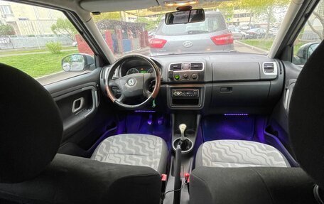 Skoda Fabia II, 2009 год, 250 000 рублей, 5 фотография