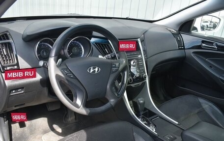 Hyundai Sonata VI, 2011 год, 949 999 рублей, 22 фотография