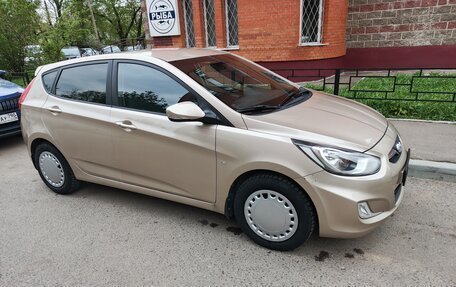 Hyundai Solaris II рестайлинг, 2012 год, 750 000 рублей, 5 фотография