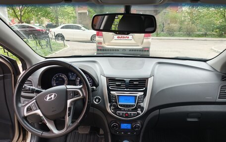 Hyundai Solaris II рестайлинг, 2012 год, 750 000 рублей, 16 фотография