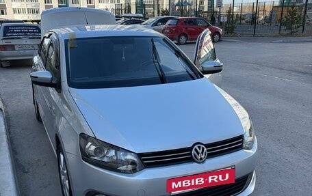 Volkswagen Polo VI (EU Market), 2014 год, 890 000 рублей, 2 фотография