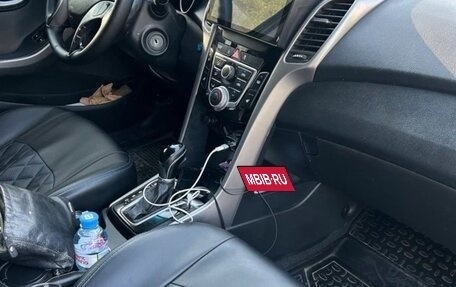 Hyundai i30 II рестайлинг, 2013 год, 700 000 рублей, 8 фотография