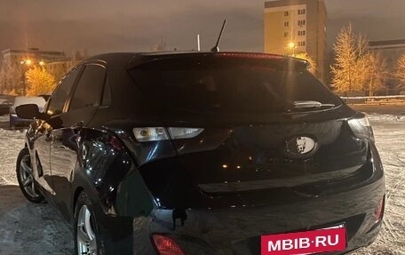 Hyundai i30 II рестайлинг, 2013 год, 700 000 рублей, 5 фотография