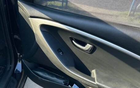 Hyundai i30 II рестайлинг, 2013 год, 700 000 рублей, 10 фотография