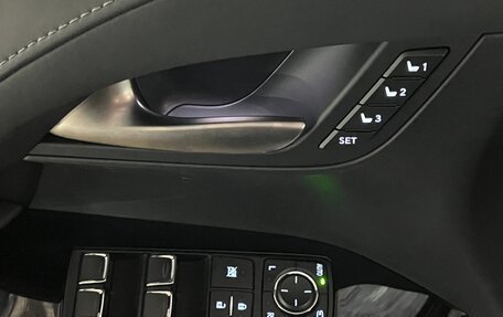 Lexus LX III, 2020 год, 13 400 000 рублей, 18 фотография