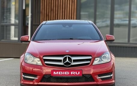 Mercedes-Benz C-Класс, 2011 год, 1 300 000 рублей, 2 фотография