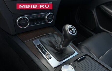 Mercedes-Benz C-Класс, 2011 год, 1 300 000 рублей, 10 фотография