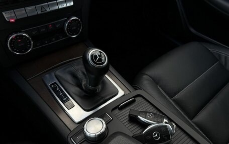 Mercedes-Benz C-Класс, 2011 год, 1 300 000 рублей, 13 фотография