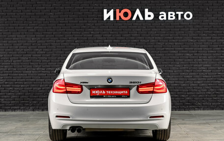 BMW 3 серия, 2018 год, 1 890 000 рублей, 6 фотография