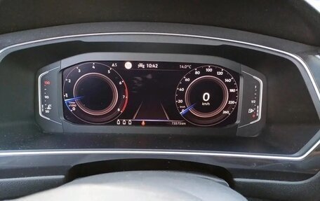 Volkswagen Tiguan II, 2022 год, 2 432 000 рублей, 12 фотография