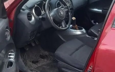 Nissan Juke II, 2011 год, 850 000 рублей, 8 фотография