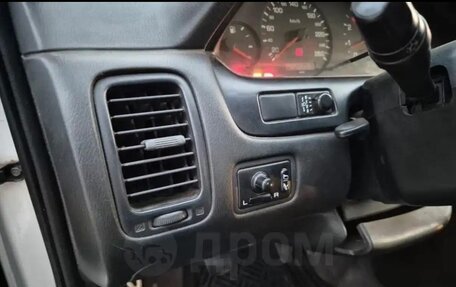 Nissan Maxima IV, 1998 год, 220 000 рублей, 6 фотография