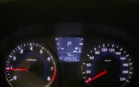 Hyundai Solaris II рестайлинг, 2012 год, 920 000 рублей, 18 фотография