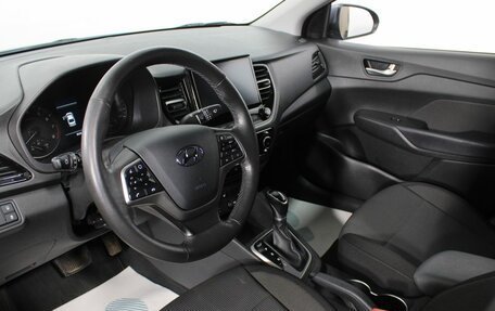 Hyundai Solaris II рестайлинг, 2021 год, 1 635 000 рублей, 10 фотография