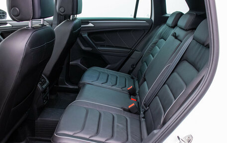 Volkswagen Tiguan II, 2021 год, 4 490 000 рублей, 11 фотография