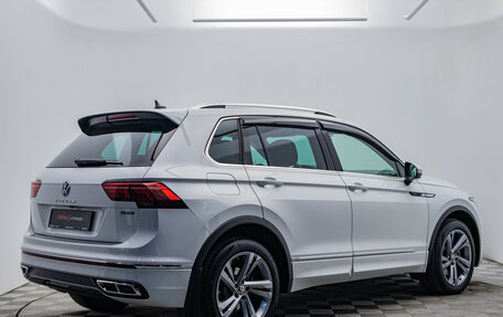 Volkswagen Tiguan II, 2021 год, 4 490 000 рублей, 5 фотография