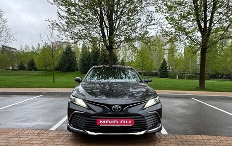 Toyota Camry, 2023 год, 3 390 000 рублей, 3 фотография