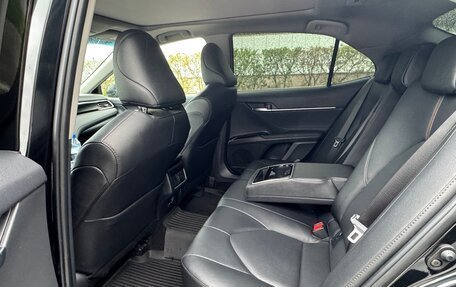 Toyota Camry, 2023 год, 3 390 000 рублей, 15 фотография