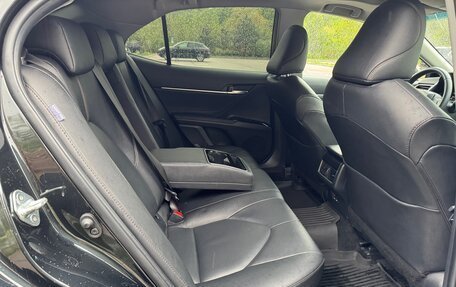 Toyota Camry, 2023 год, 3 390 000 рублей, 16 фотография