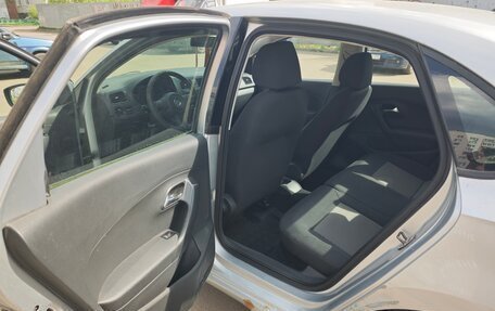 Volkswagen Polo VI (EU Market), 2011 год, 325 000 рублей, 8 фотография