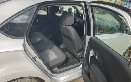 Volkswagen Polo VI (EU Market), 2011 год, 325 000 рублей, 10 фотография