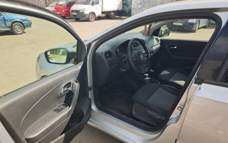 Volkswagen Polo VI (EU Market), 2011 год, 325 000 рублей, 9 фотография