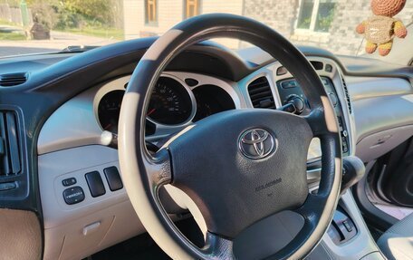 Toyota Highlander III, 2005 год, 800 000 рублей, 8 фотография