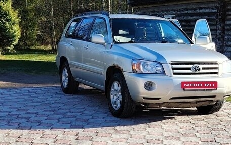 Toyota Highlander III, 2005 год, 800 000 рублей, 6 фотография
