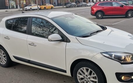 Renault Megane III, 2015 год, 1 000 000 рублей, 4 фотография
