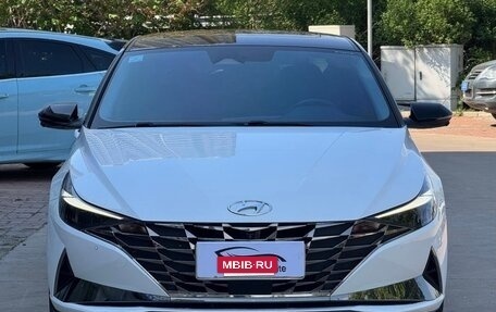 Hyundai Elantra, 2023 год, 1 850 000 рублей, 2 фотография