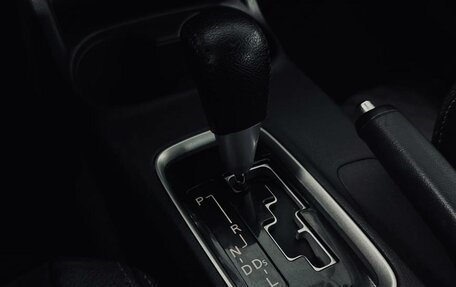 Mitsubishi Outlander III рестайлинг 3, 2015 год, 1 990 000 рублей, 11 фотография