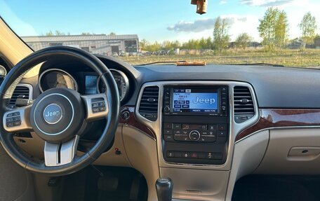 Jeep Grand Cherokee, 2012 год, 1 650 000 рублей, 12 фотография