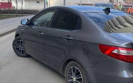 KIA Rio III рестайлинг, 2012 год, 647 000 рублей, 23 фотография