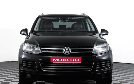 Volkswagen Touareg III, 2010 год, 1 990 000 рублей, 2 фотография