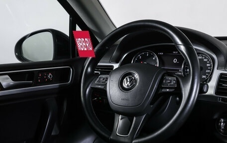 Volkswagen Touareg III, 2010 год, 1 990 000 рублей, 13 фотография