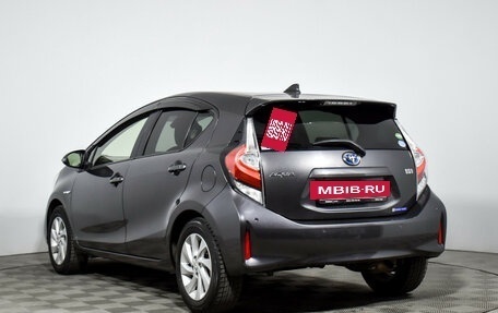 Toyota Aqua I, 2019 год, 1 350 000 рублей, 7 фотография