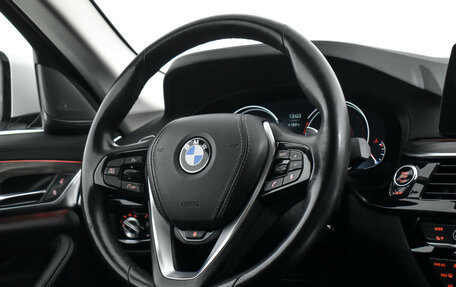 BMW 5 серия, 2018 год, 3 900 000 рублей, 15 фотография