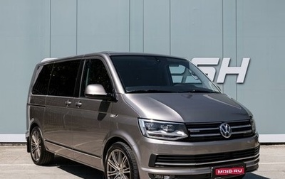 Volkswagen Multivan T6 рестайлинг, 2018 год, 4 399 000 рублей, 1 фотография