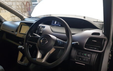 Nissan Serena IV, 2018 год, 2 100 000 рублей, 12 фотография