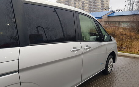 Nissan Serena IV, 2018 год, 2 100 000 рублей, 3 фотография