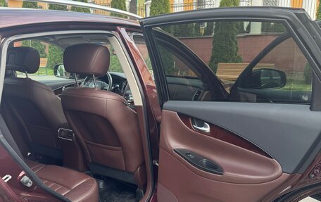 Infiniti QX50 I рестайлинг, 2017 год, 2 300 000 рублей, 12 фотография