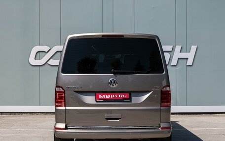 Volkswagen Multivan T6 рестайлинг, 2018 год, 4 399 000 рублей, 4 фотография