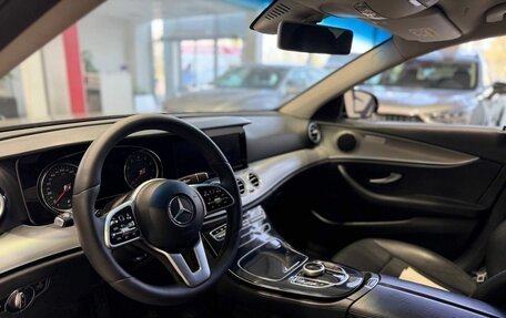 Mercedes-Benz E-Класс, 2018 год, 2 349 900 рублей, 10 фотография